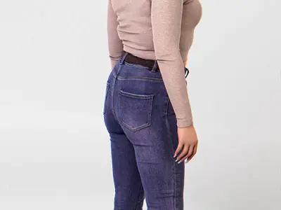 Posed 00166 28