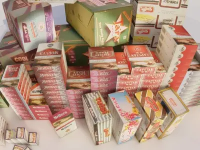 Boxes Design Low-poly 3D model