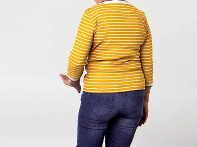 Posed 00196 19