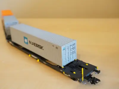 Pre supported H0 1 87 scale 40ft container 3D print model