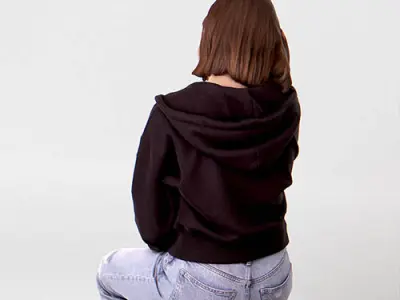 Posed 00192 12