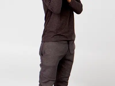 Posed 00124 04