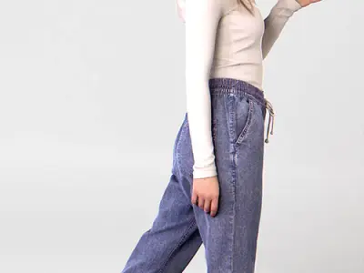 Posed 00157 18