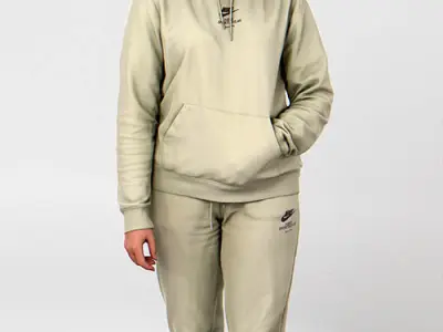 Posed Plus 00040 03