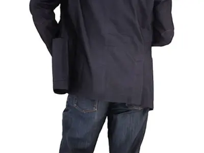 Thomas Posed 021