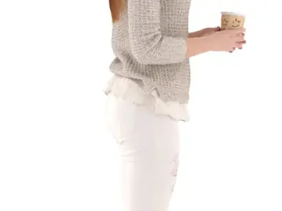 Emma Posed 014
