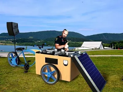 portable music sistem - dj bike Free 3D model