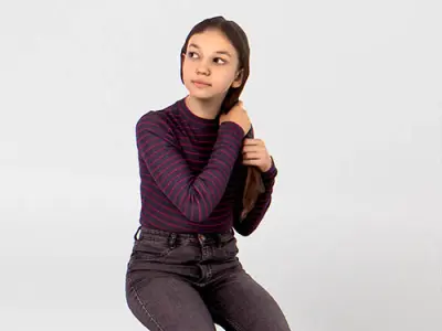 Posed 00180 21