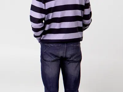 Posed 00121 15