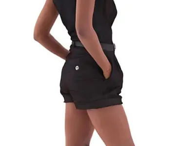 Serena Posed 002