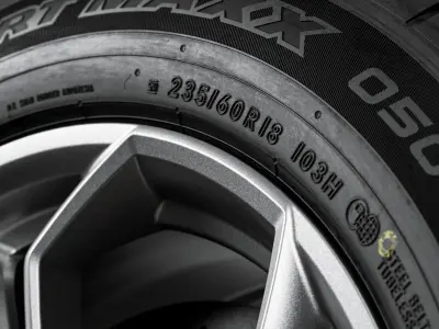 Dunlop SP Sport Maxx 050 235 60 18 103H 3D model