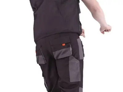 Rick Posed 001