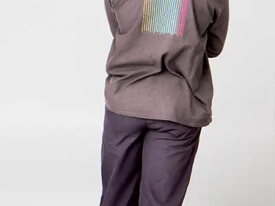 Posed 00208 26