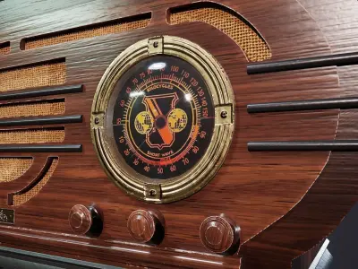 Vintage Radio Silver 139-JS Low-poly 3D model