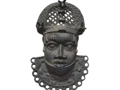 Uhunmwu Ekue pendant mask Low-poly 3D model