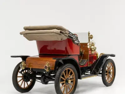 20th Century Brass Era Runabout Free low-poly 3D model