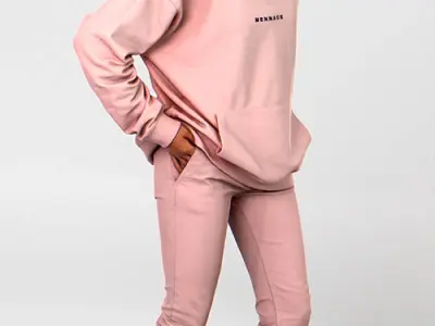 Posed Plus 00057 08