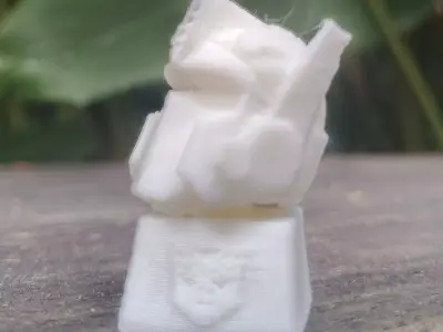 Key Cap Classic Optimus Prime - Rotatable Head Part 3D print model