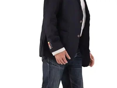 Thomas Posed 006