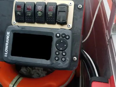 3D Printable Lowrance HOOK2-4x Sun Cover 3D print model