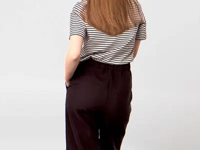Posed 00170 17