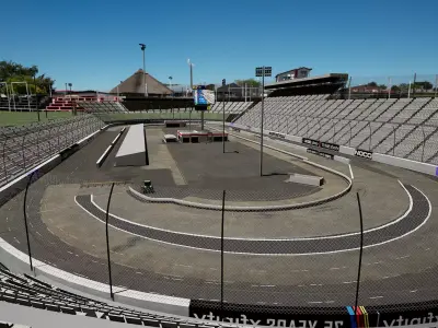 Martinsville 3D Model Maya Unreal Engine Game Mode NASCAR Low-poly 3D model
