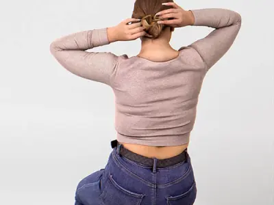 Posed 00166 37