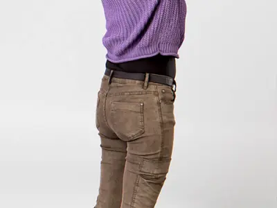 Posed Plus 00035 04