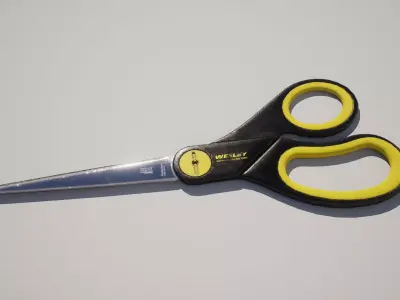  Scissors Low-poly 3D model