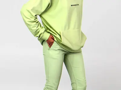 Posed Plus 00057 08
