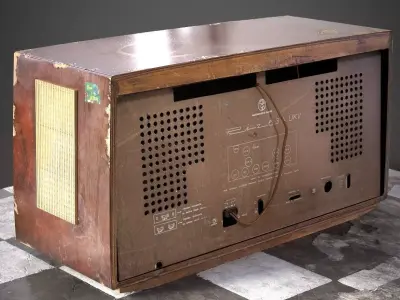 RIZ 634UKV Vintage Radio  Low-poly 3D model