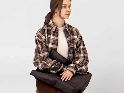 Posed 00176 36