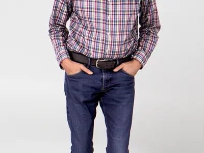 Posed 00122 06