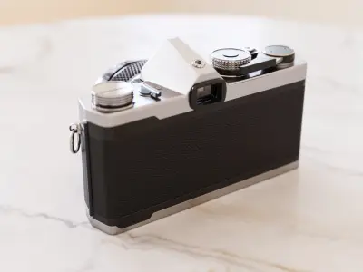 Vintage full-frame camera 3D model