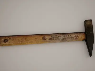 Hammer Low-poly with wooden handle Low-poly 3D model