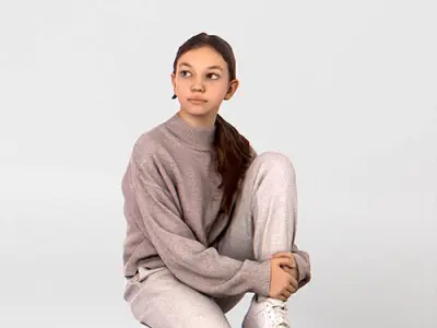 Posed 00180 34