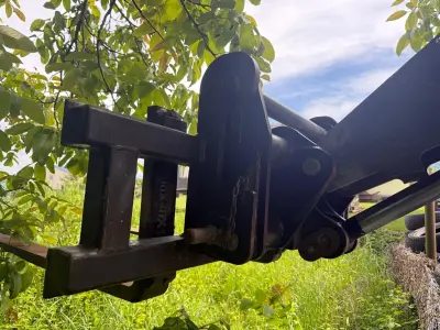 Front Bucket Loader JLG-307 3D model