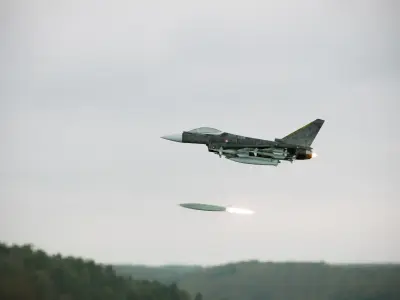 3D Animation of a Jet Fighter Launches a Missile at a Car 3D model