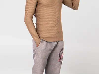 Posed 00123 26