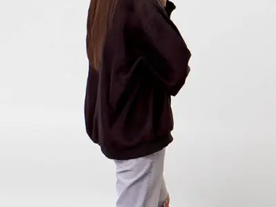 Posed 00150 15