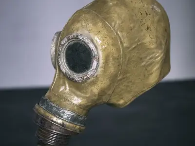 Gas Mask Low-poly 3D model