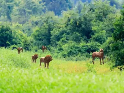 low poly animal herd of horses in lush field Low-poly 3D model