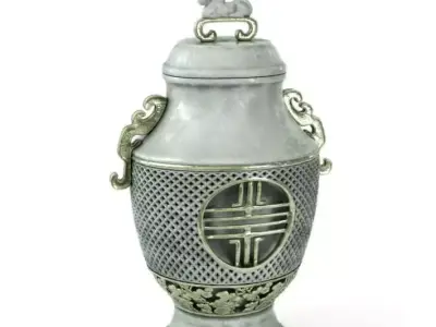 Ancient Oriental Vase 3D model