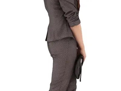 Jennifer Posed 004