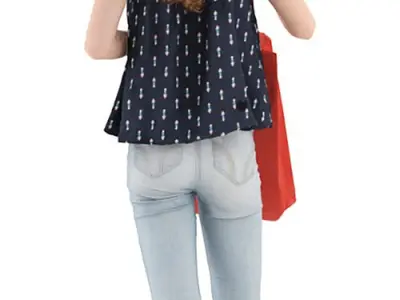 Hannah Posed 008