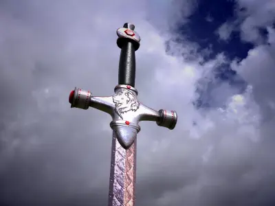 Lionheart scale sword Free low-poly 3D model