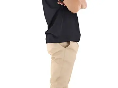 Eric Posed 028