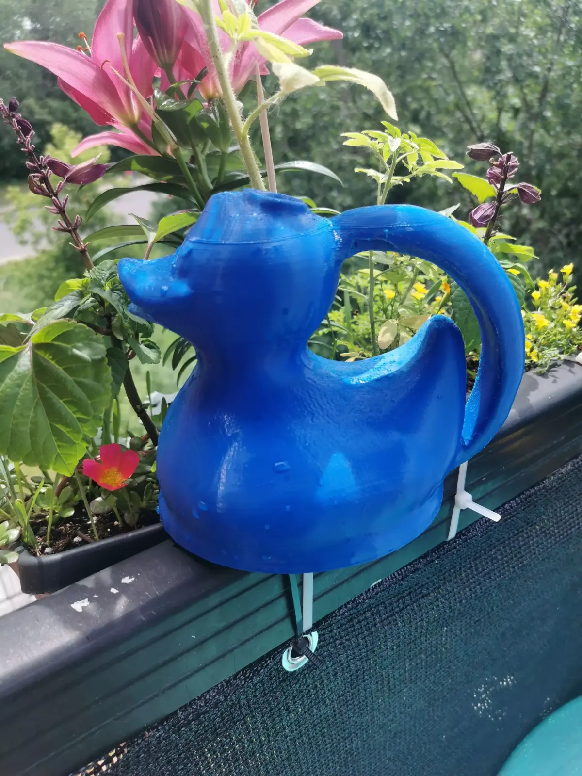 ducky watering can 3D print model