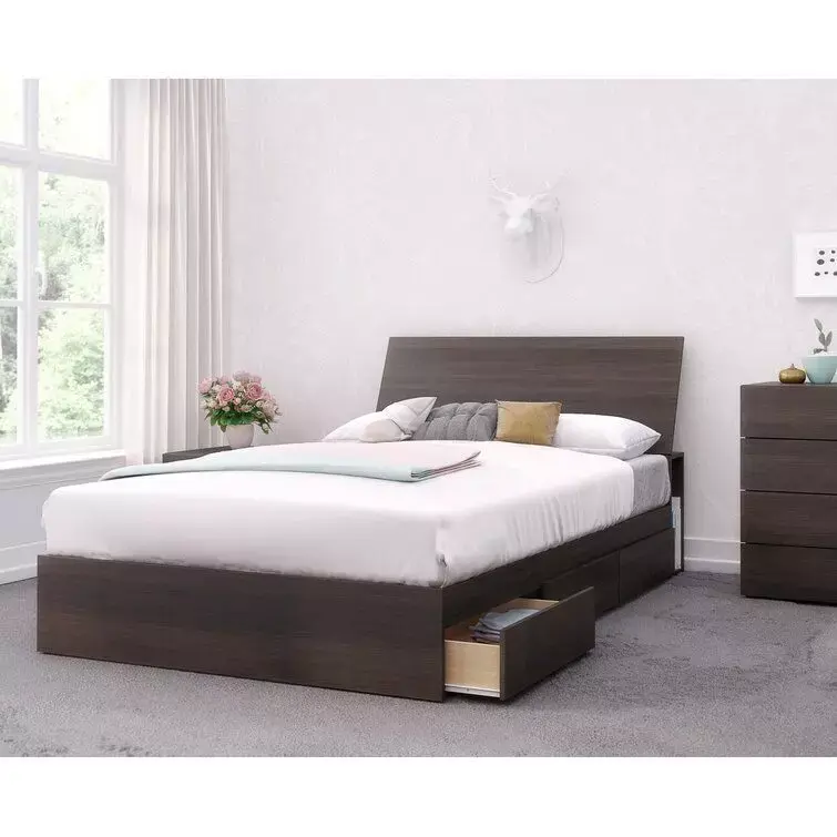 Coro Mckain Platform Bedroom Set Free 3D model