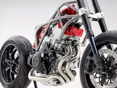 HONDA V3 ELECTRIC SUPERCHARGED ENGINE BASED ON EICMA 3D model